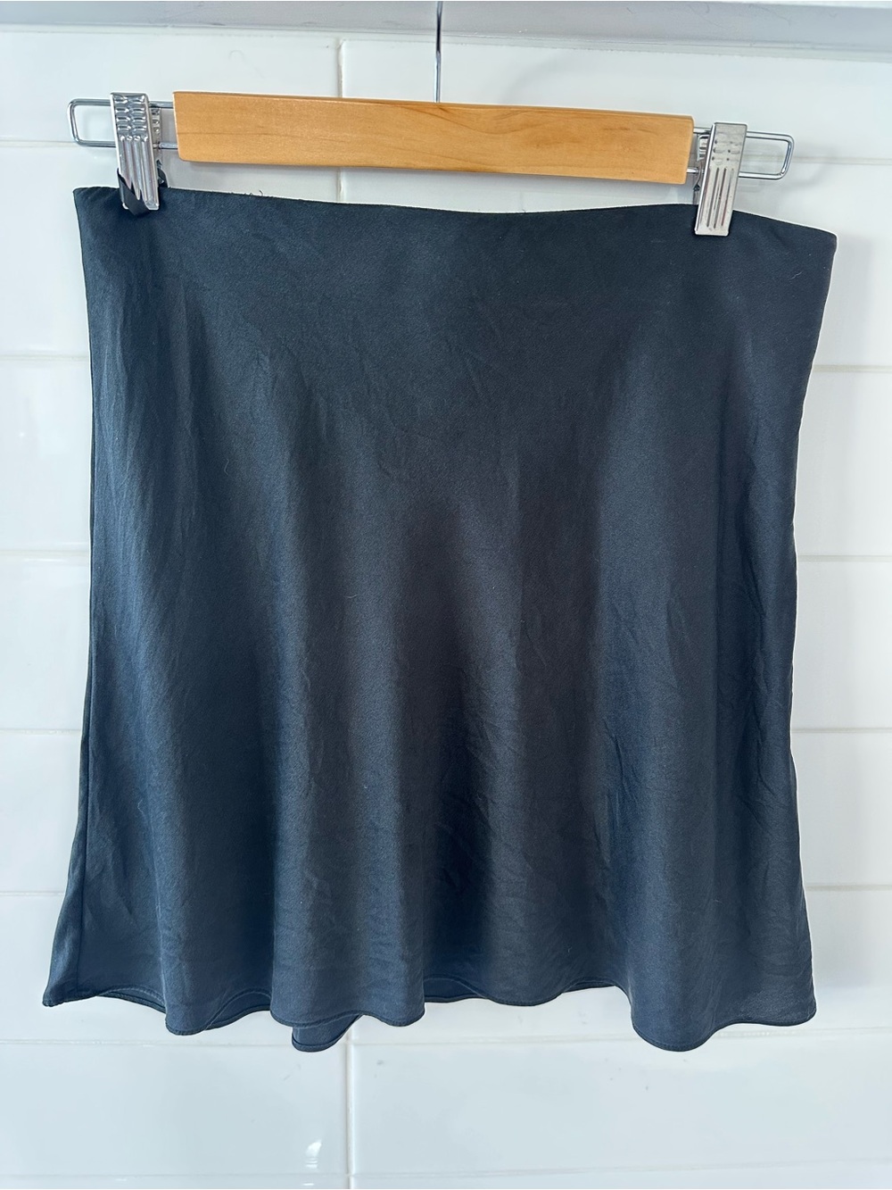 Quince Black Washable Silk Mini Skirt - Picture 2 of 6